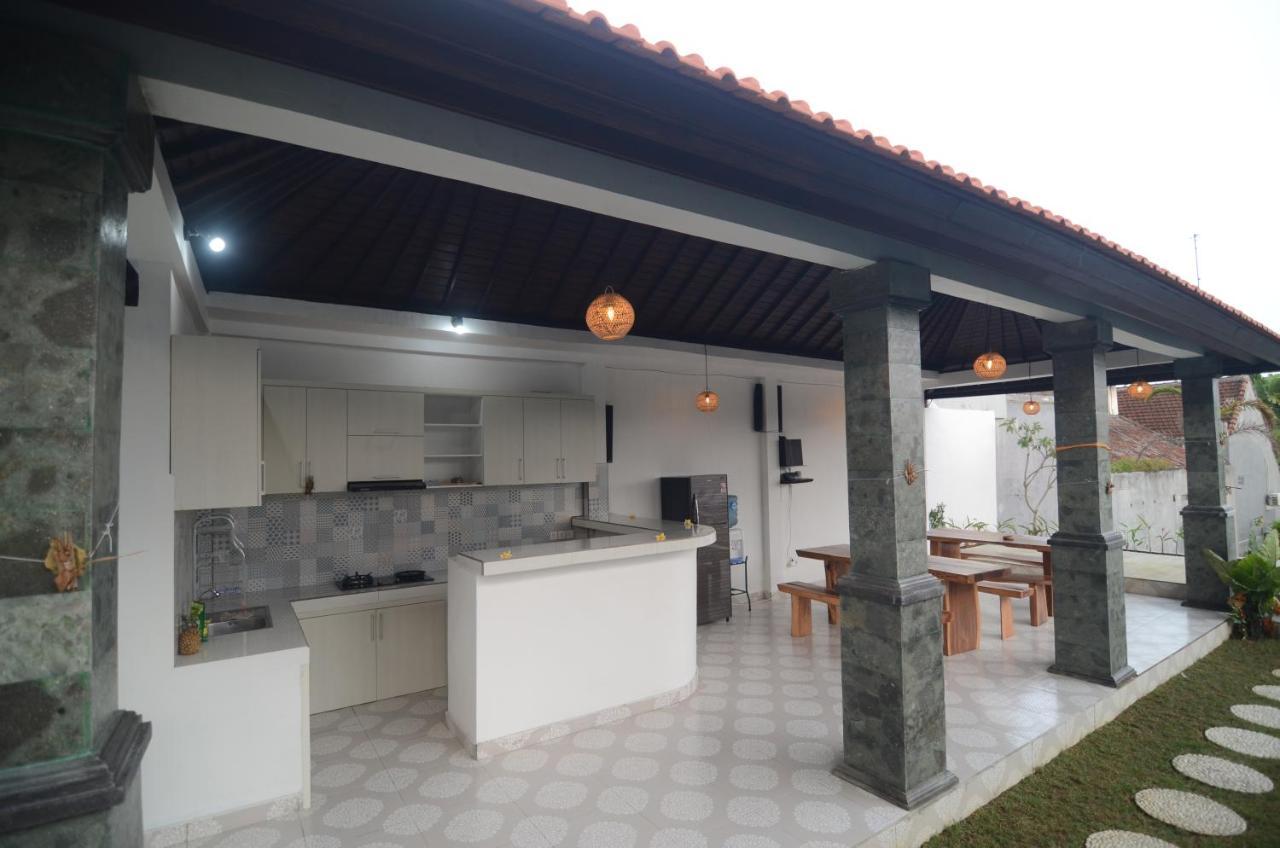 Kusuma Guesthouse 2 Canggu  Ngoại thất bức ảnh